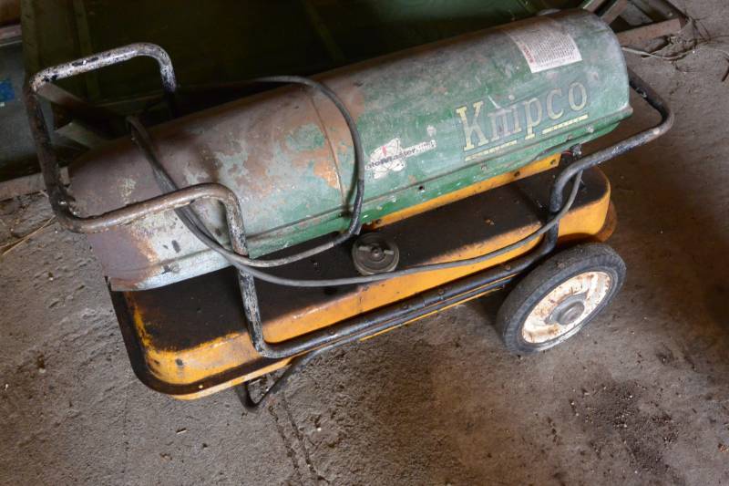 lot 14 image: Knipco heater, works...