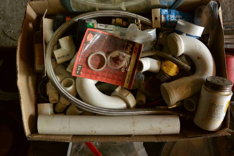 lot 17 image: Hardware and misc....