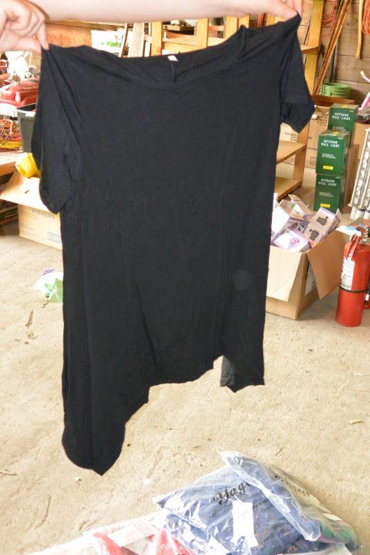 lot 53 image: New clothes size Med....