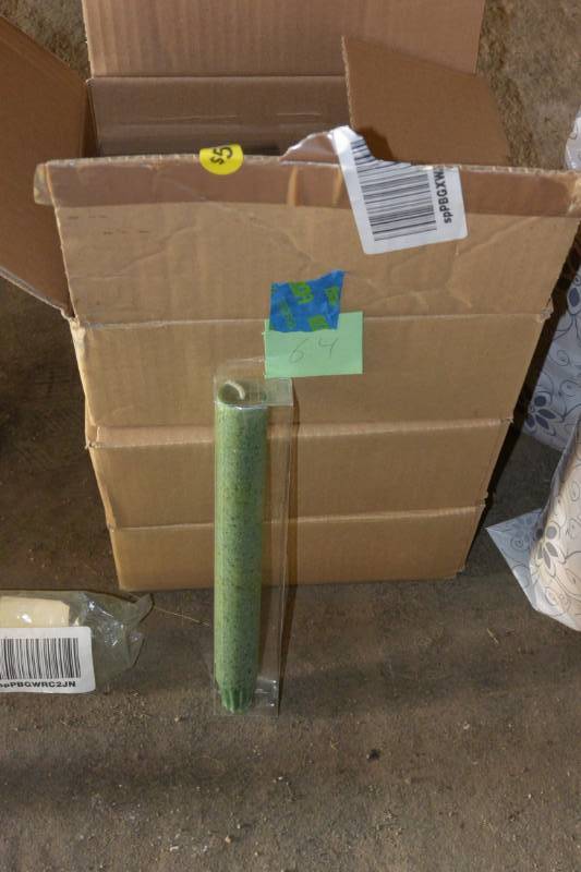 lot 64 image: Candles, new...