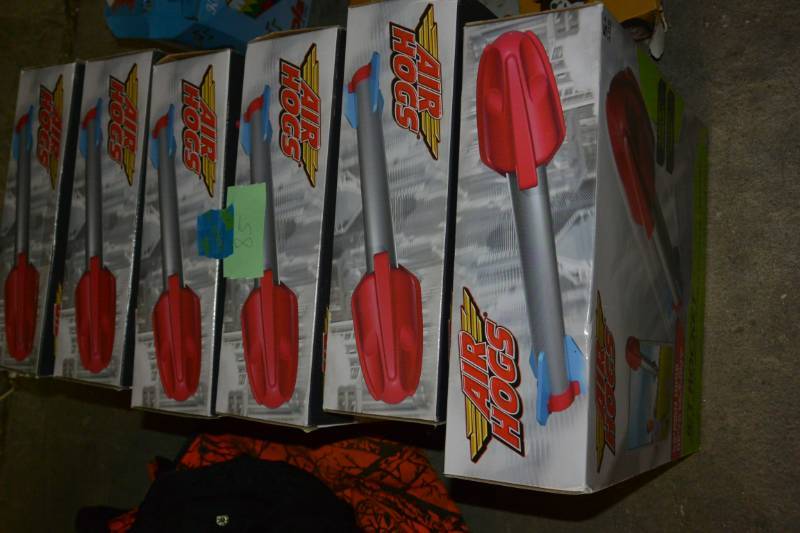 lot 85 image: Kids toys, new...