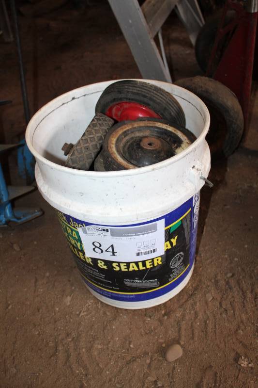 lot 84 image: Utility Tires