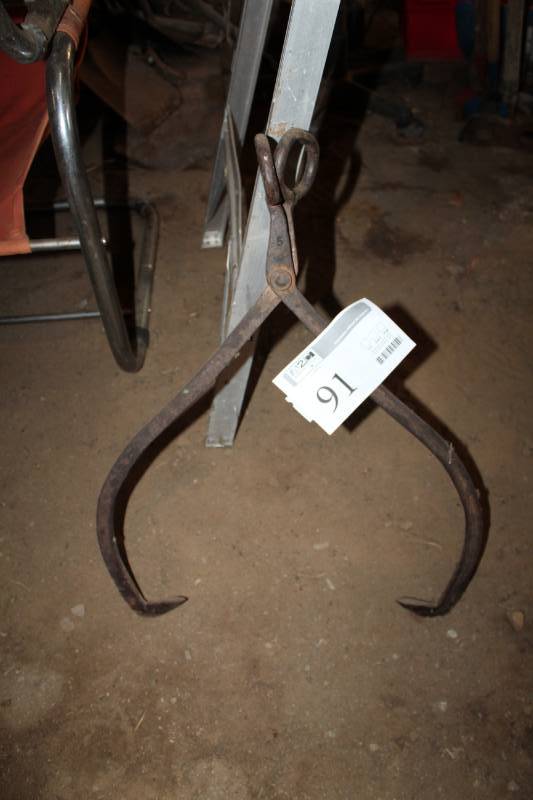 lot 91 image: Metal Ice Tongs