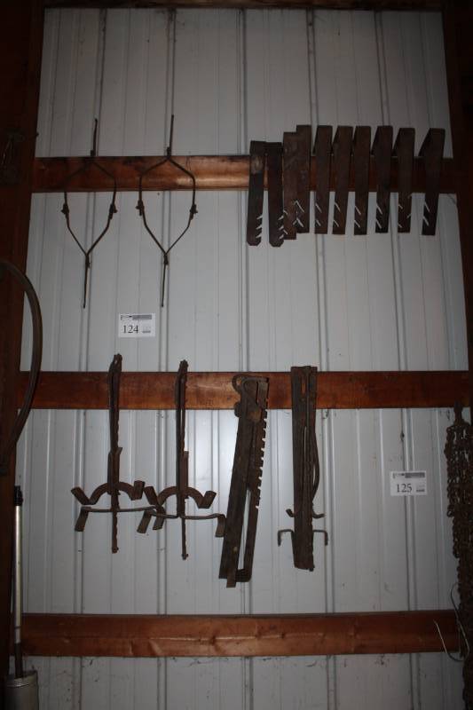 lot 124 image: Old Ladder Jacks