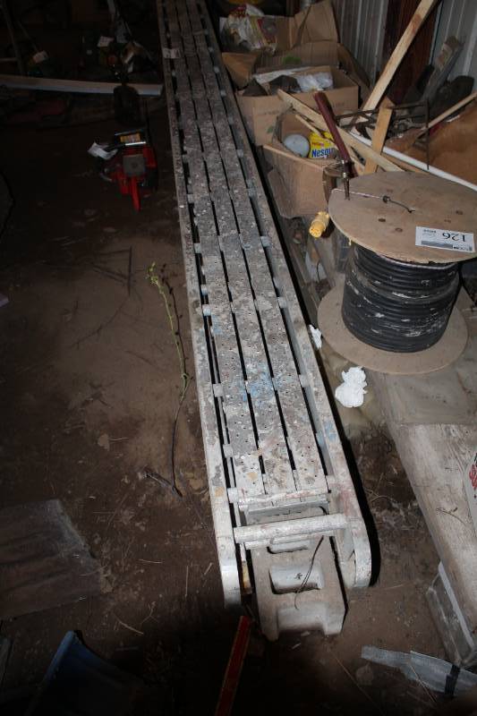 lot 39 image: Lot of (2) Werner 20ft. Aluminum Scaffolding