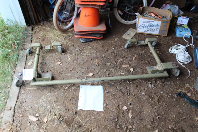 lot 132 image: Metal Cart Frame w Wheels