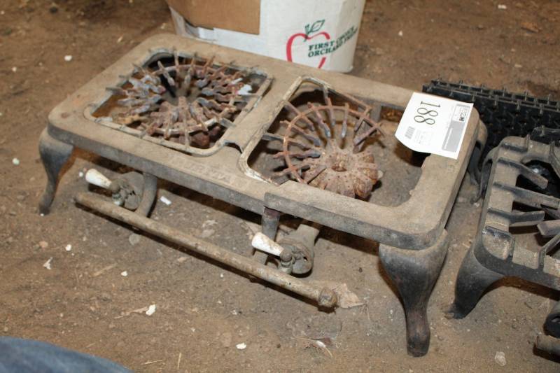 lot 188 image: Iron Stove