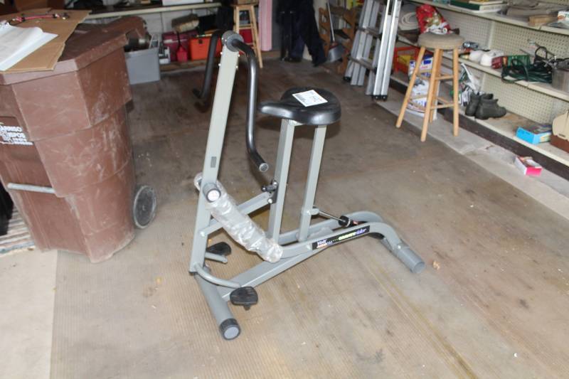 lot 269 image: Voit 400GR Gravity Rider