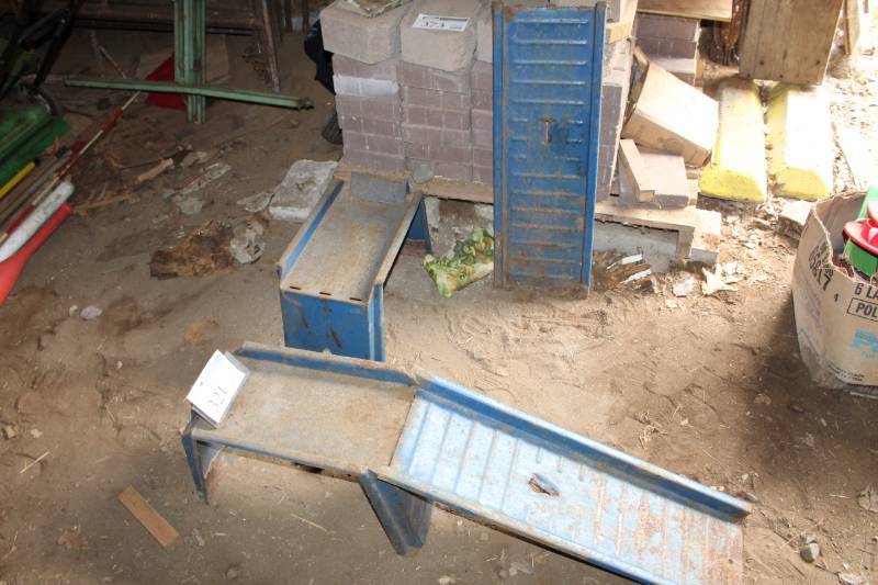 lot 321 image: Lot of (2) Car Ramps