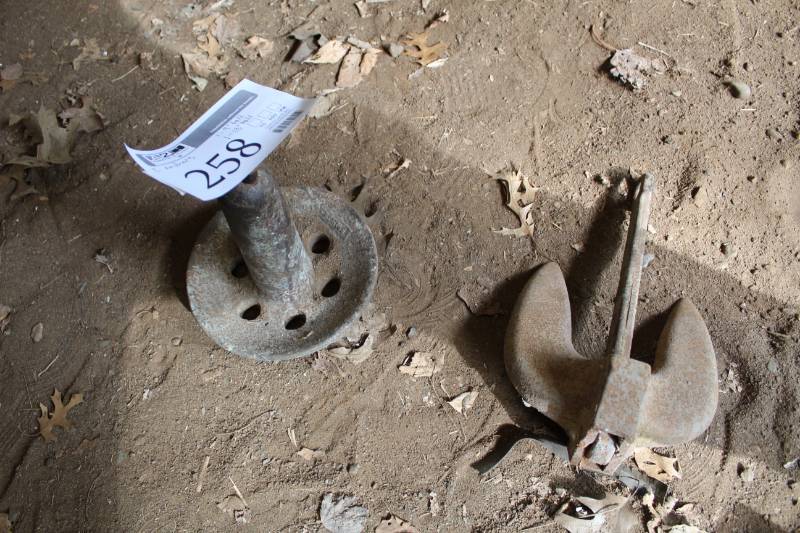 lot 258 image: Lot of (2) Boat Anchors