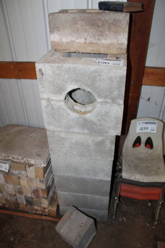lot 396 image: Lot of (Approximately 15) Cinder Blocks