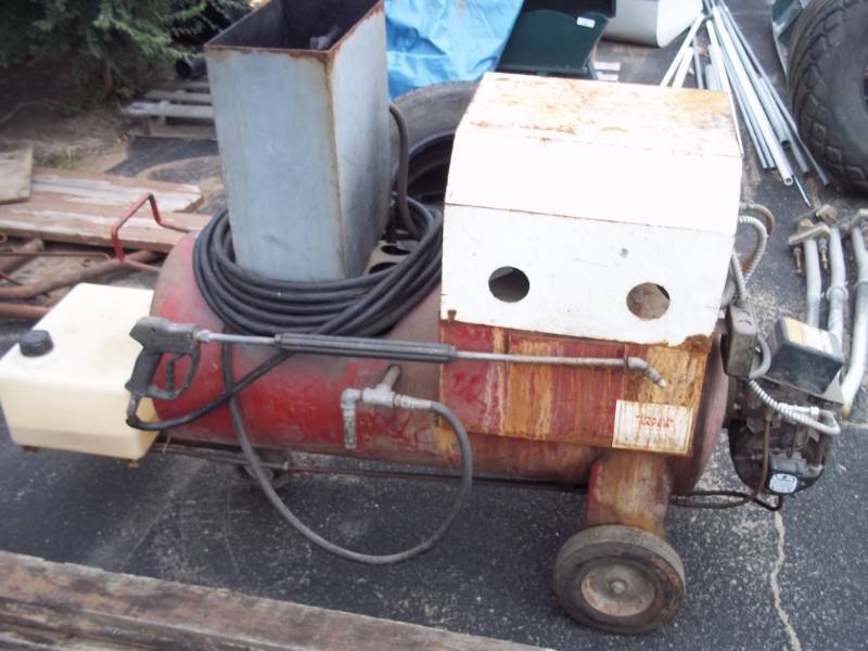 Commercial Steam Cleaner
