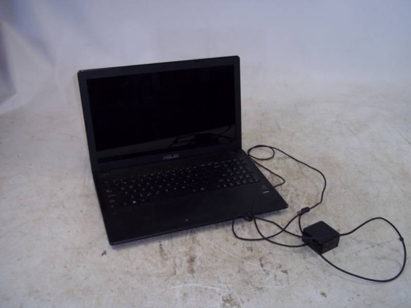 ASUS Laptop computer with power cable