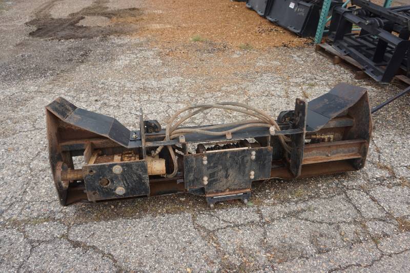 lot 21 image: Heavy Duty Work Truck Front Bumper With 12,000 Warn Winch
