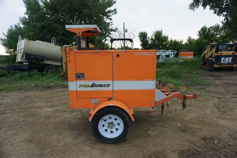 lot 16 image: 2000 Kustom Signals Inc PSE Amber Tow Behind Speed Monitoring Radar Trailer