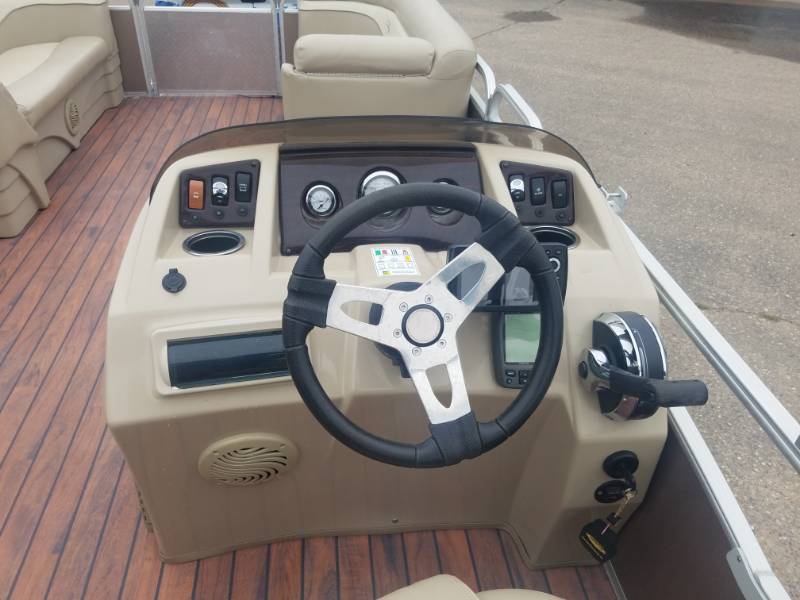 2014 Bennington 24SLX