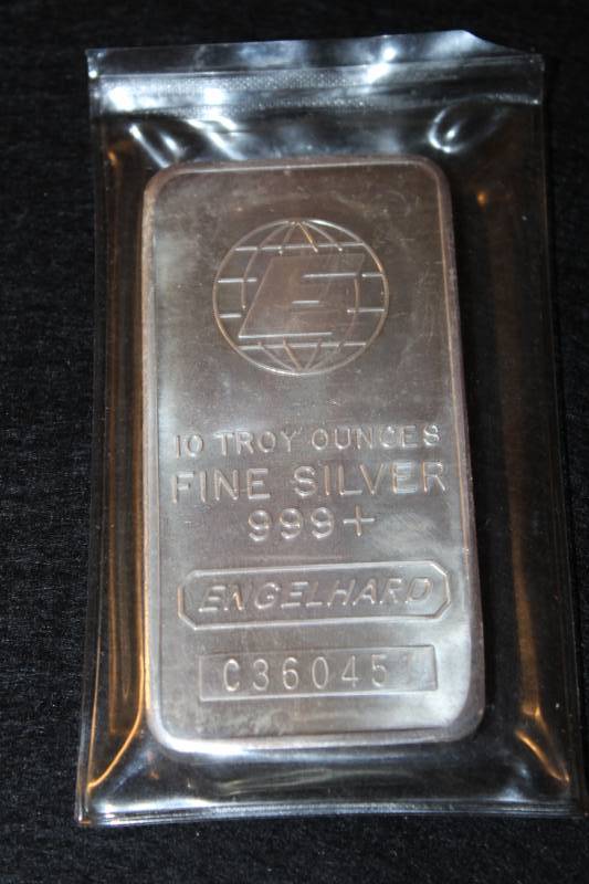 lot 1 image: Engelhard 10 Troy Ounce Silver Ingot