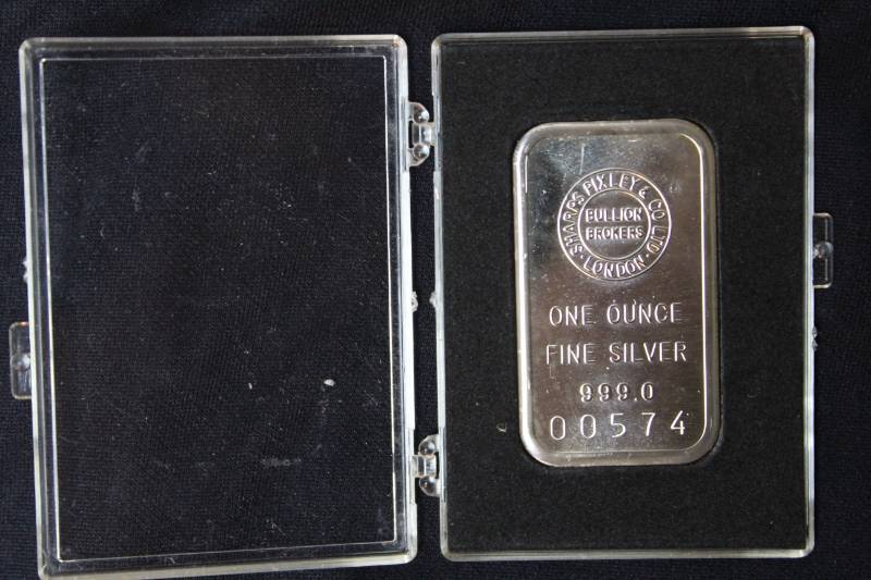 lot 61 image: Sharps Pixely 1 Troy Ounce Silver Ignot