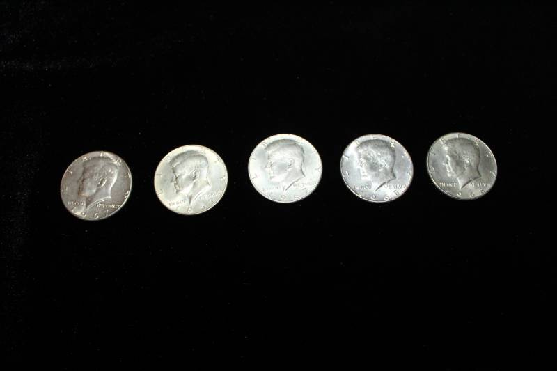 lot 154 image: Lot of (5) 1965 to 1969 Kennedy Half Dollar Coin