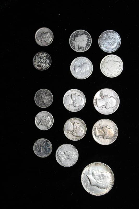 lot 171 image: Lot of (15) PRE 1964 Silver Coins