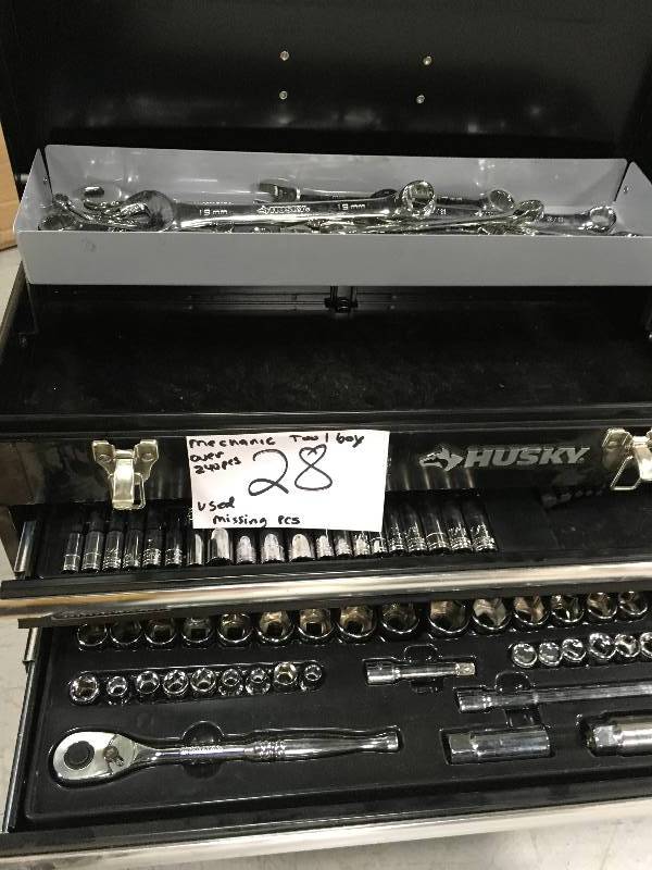 lot 28 image: Husky Mechanics Tool Set with Steel Storage Chest (250-Piece)  Missing pcs Used in good condition