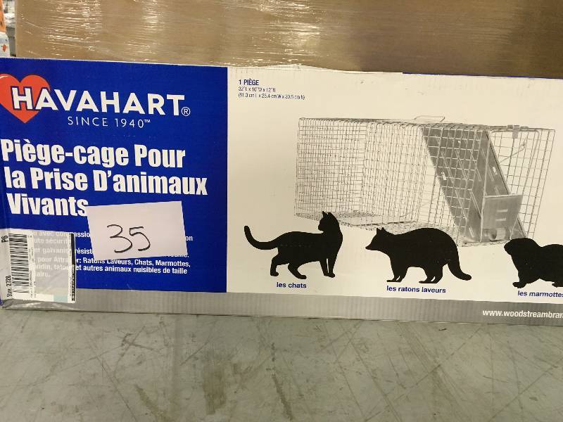 lot 35 image: Havahart Live Animal Cage Trap 32x10x12 Single Door