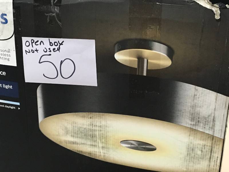 lot 50 image: Philips Hue White Ambiance Fair Ceiling Light - 4100148U7 in good conditions