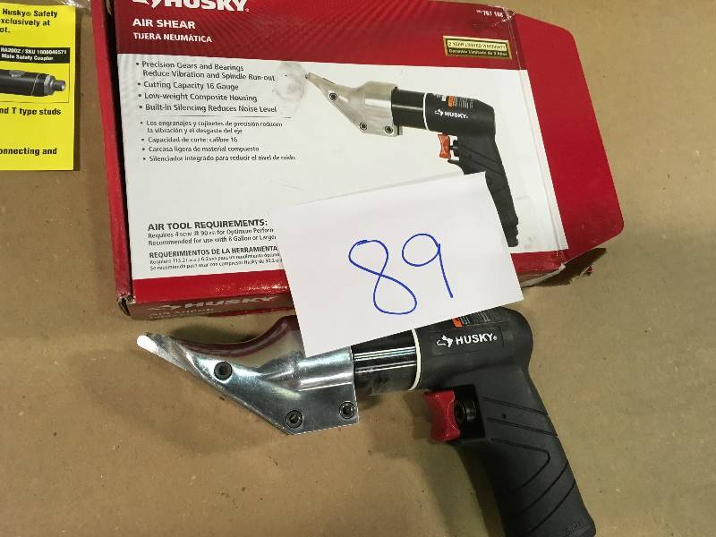 lot 89 image: Husky Air Shear 116 in. Built-in Silencer Two Speed Trigger Rubberized Handle