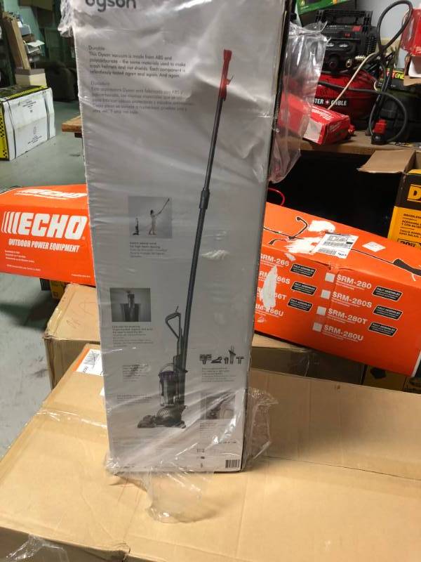 lot 125 image: Dyson Slim Ball Animal Upright Vacuum Cleaner in good conditions