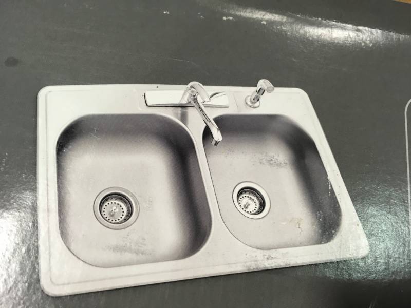 lot 99 image: Glacier Bay All-in-One Drop-In Stainless Steel 33 in. 4-Hole Double Bowl Kitchen Sink in good conditions