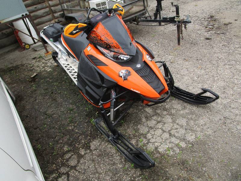 lot 3 image: Artic Cat 1100 Turbo 50th Anniversary Edition