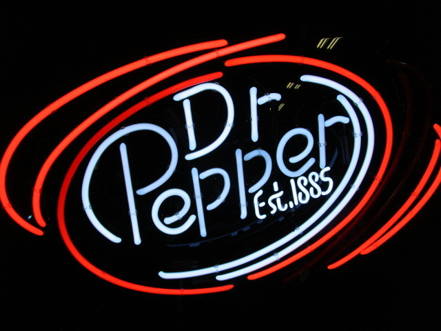 lot 14 image: Dr Pepper Neon Sign