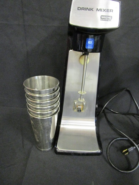 lot 33 image: Drink MixerBlender
