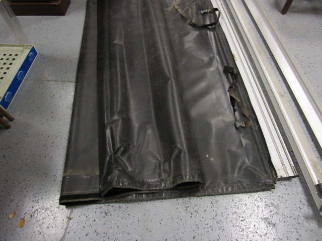 lot 72 image: Tonneau Cover