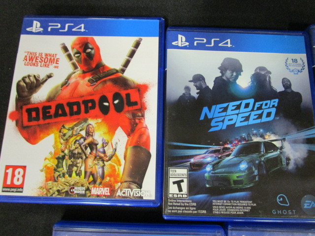 lot 113 image: (9) PS4 Games (2) Blue Rays