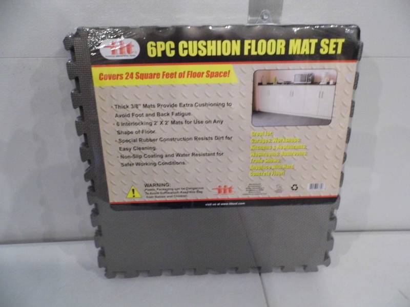 Lot of 6 Floor Mats