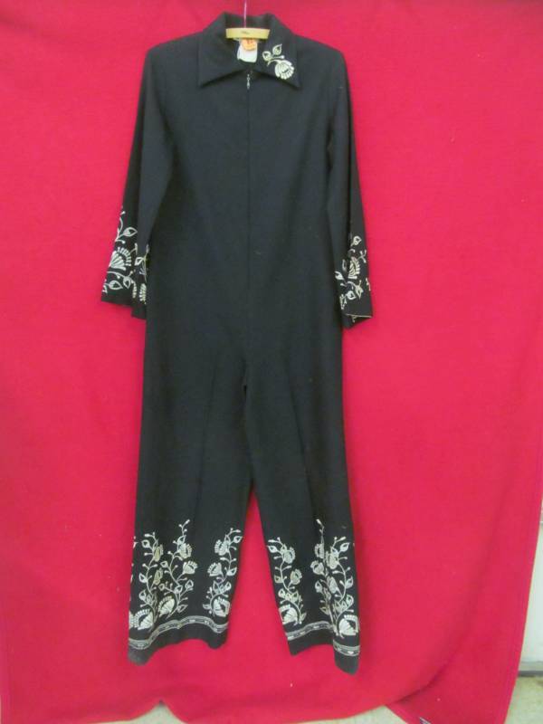 lot 50 image: vintage embroidered pants suit