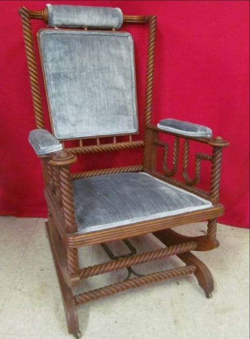 lot 59 image: 1890s rocking chair