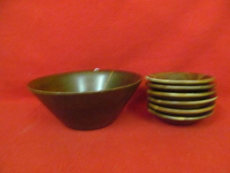 lot 67 image: Margurette Studios wooden salad set