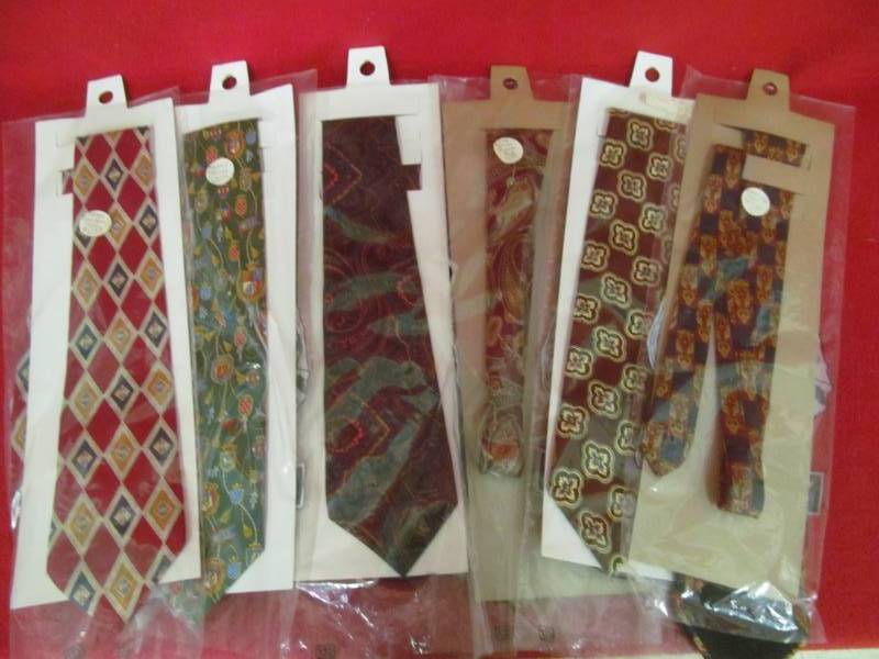 lot 100 image: mens ties