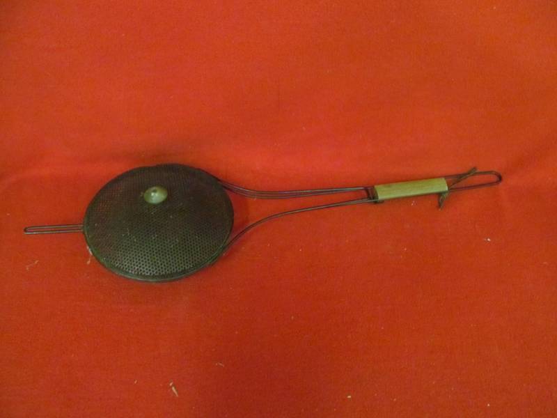 lot 101 image: vintage nut roaster