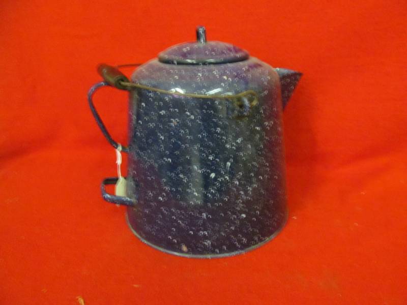 lot 124 image: granite ware coffee pot