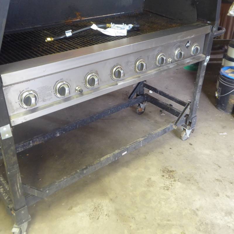 Bakers Chefs 8 Burner Gas Event Grill Fairmont Raceway Auction K BID