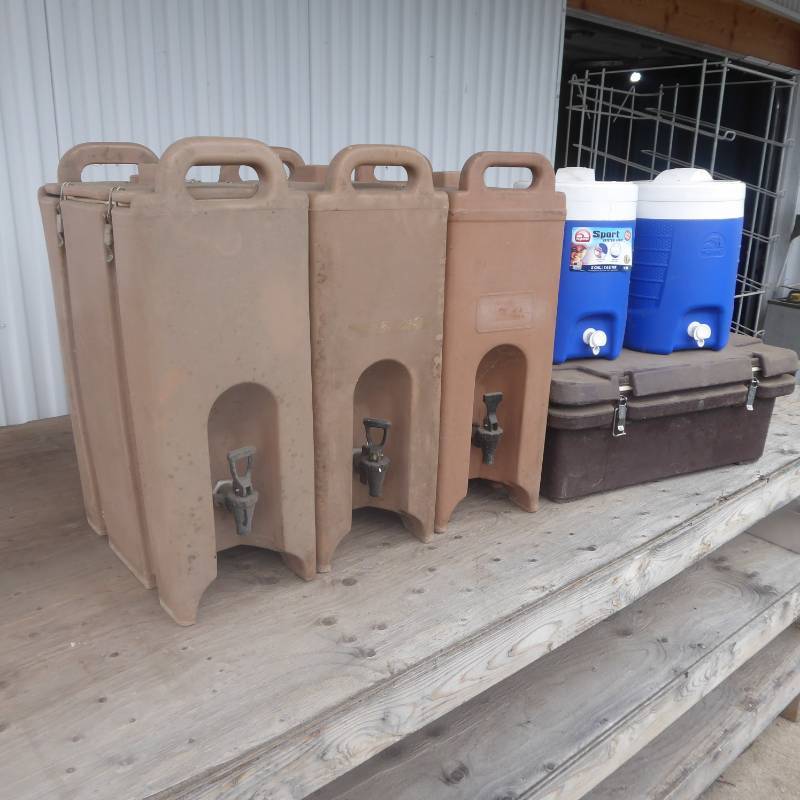 lot 45 image: Lot of Three Beverage ContainersCoolers