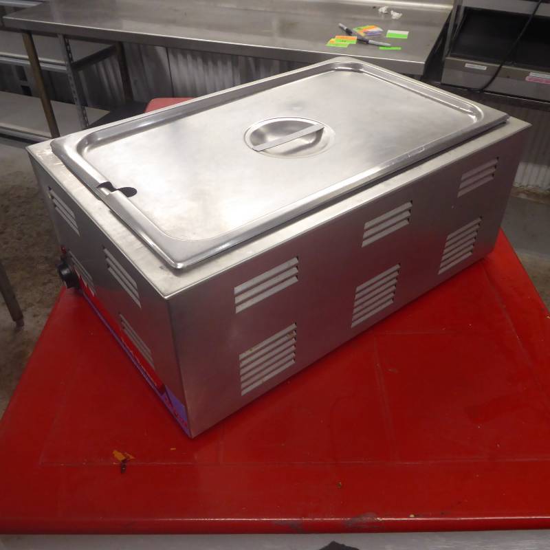 lot 137 image: Adcraft FW-1200WF Full Size Pan Food Warmer