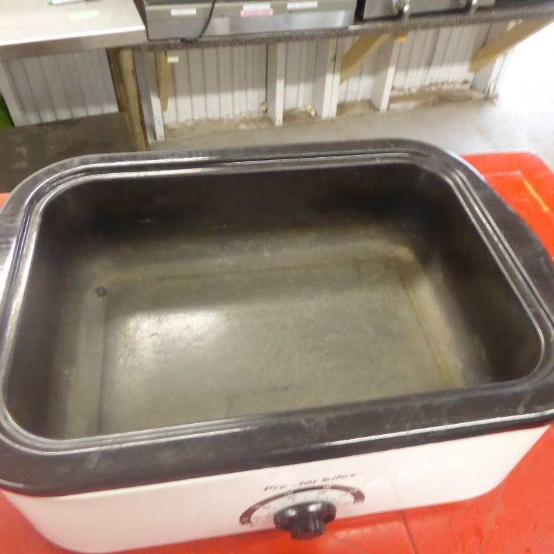 lot 158 image: Roaster Oven #8