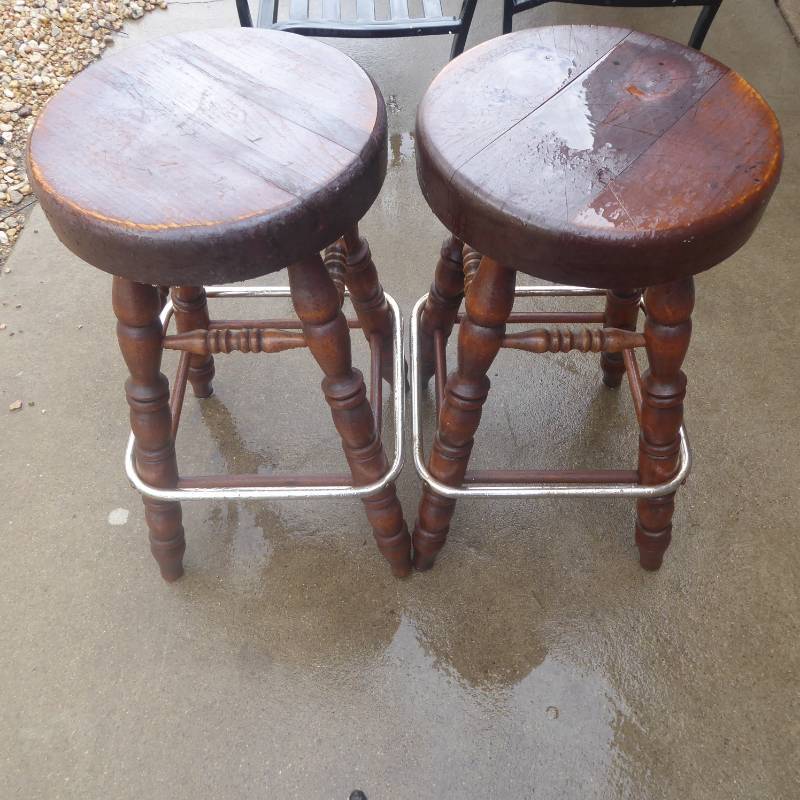 lot 265 image: Lot of Two 29 Wooden Bar Stools