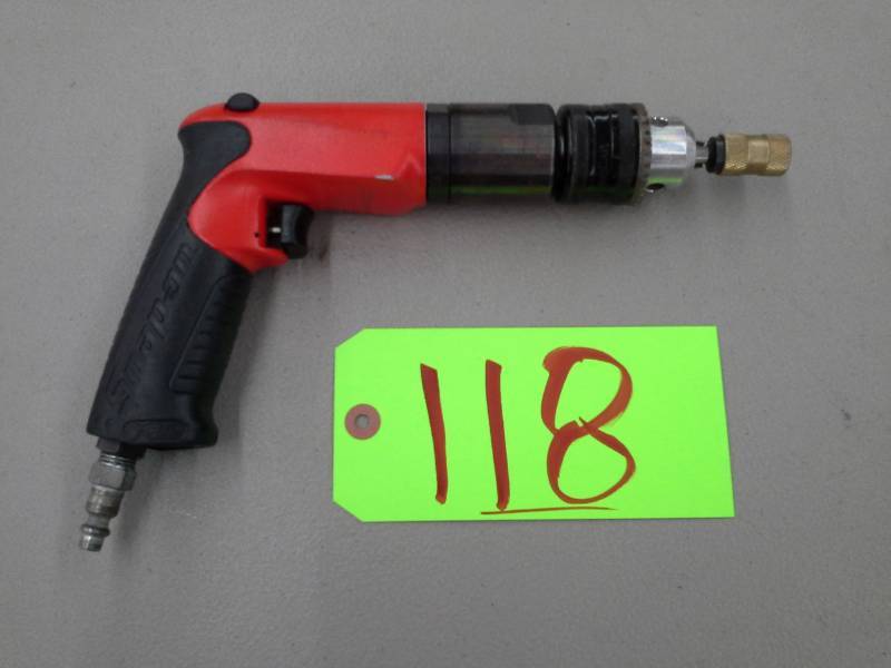 lot 118 image: Snap-On Air Drill
