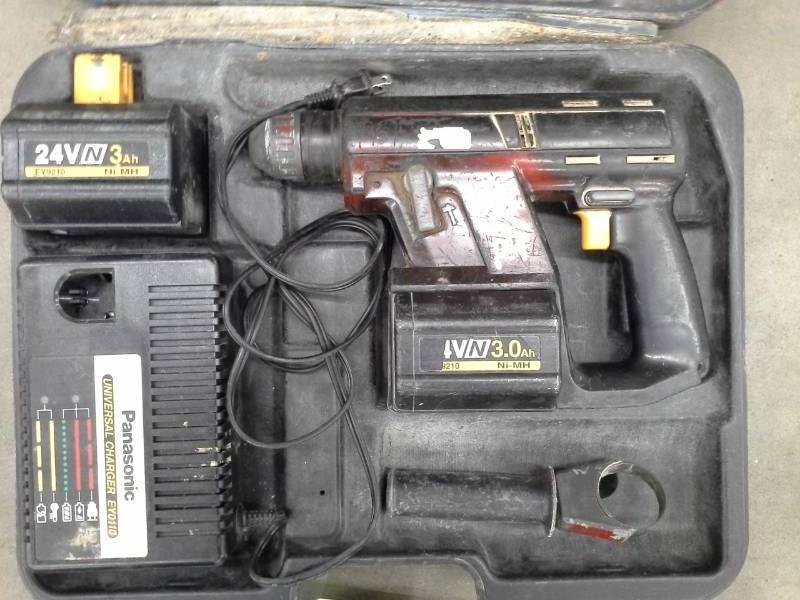 lot 441 image: Panasonic 24V Rotary Hammer Drill with Case