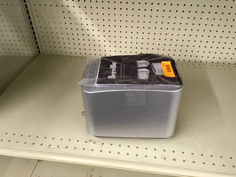Breville 2 Slice Toaster, Retail $99.99